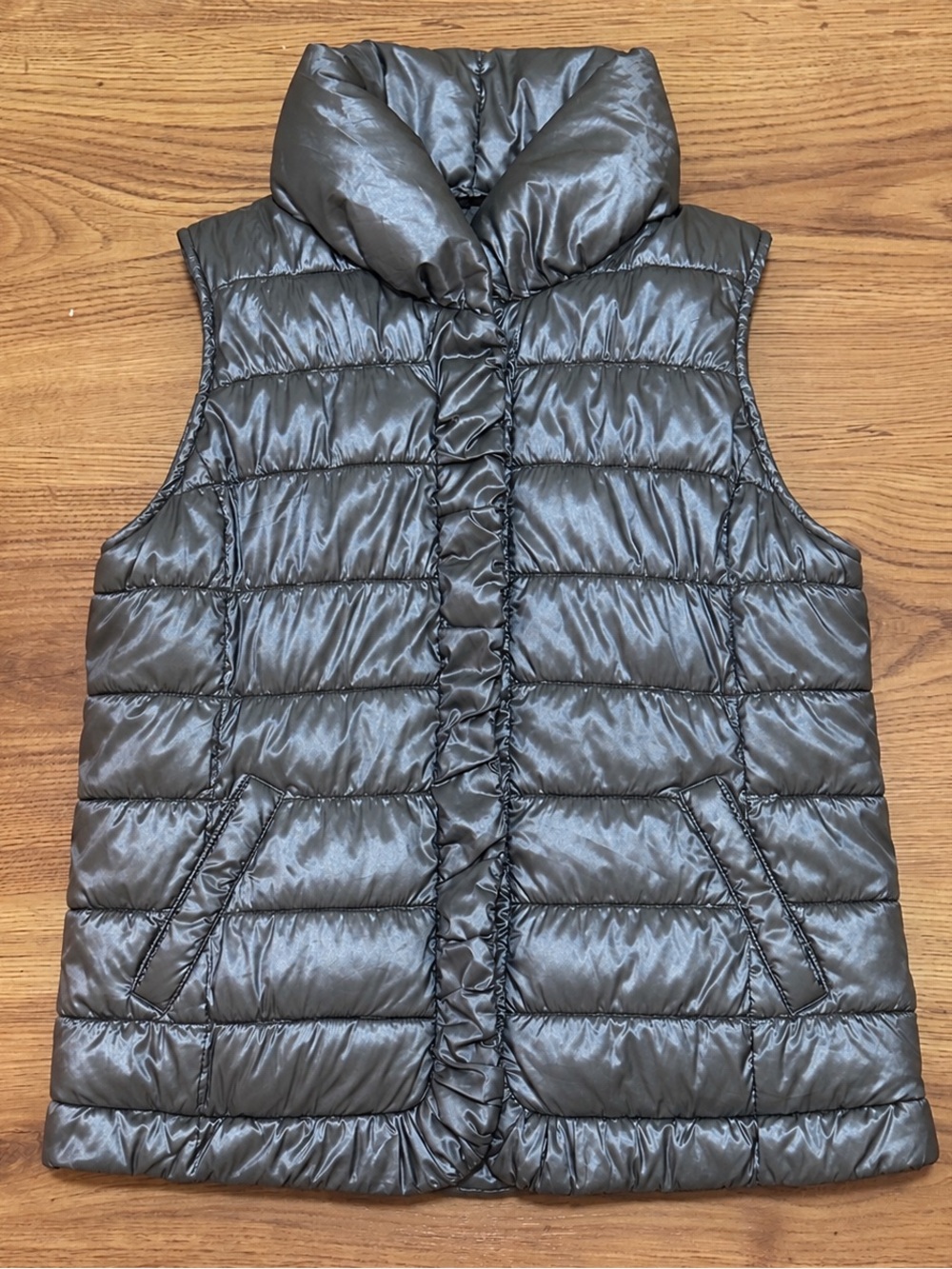 Coldwater Creek Metallic Pewter Ruffle Puffer Vest M 10-12